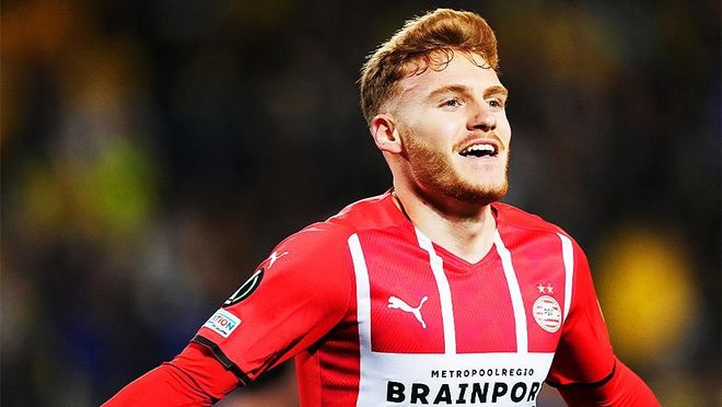 美国女子公 美国女子公