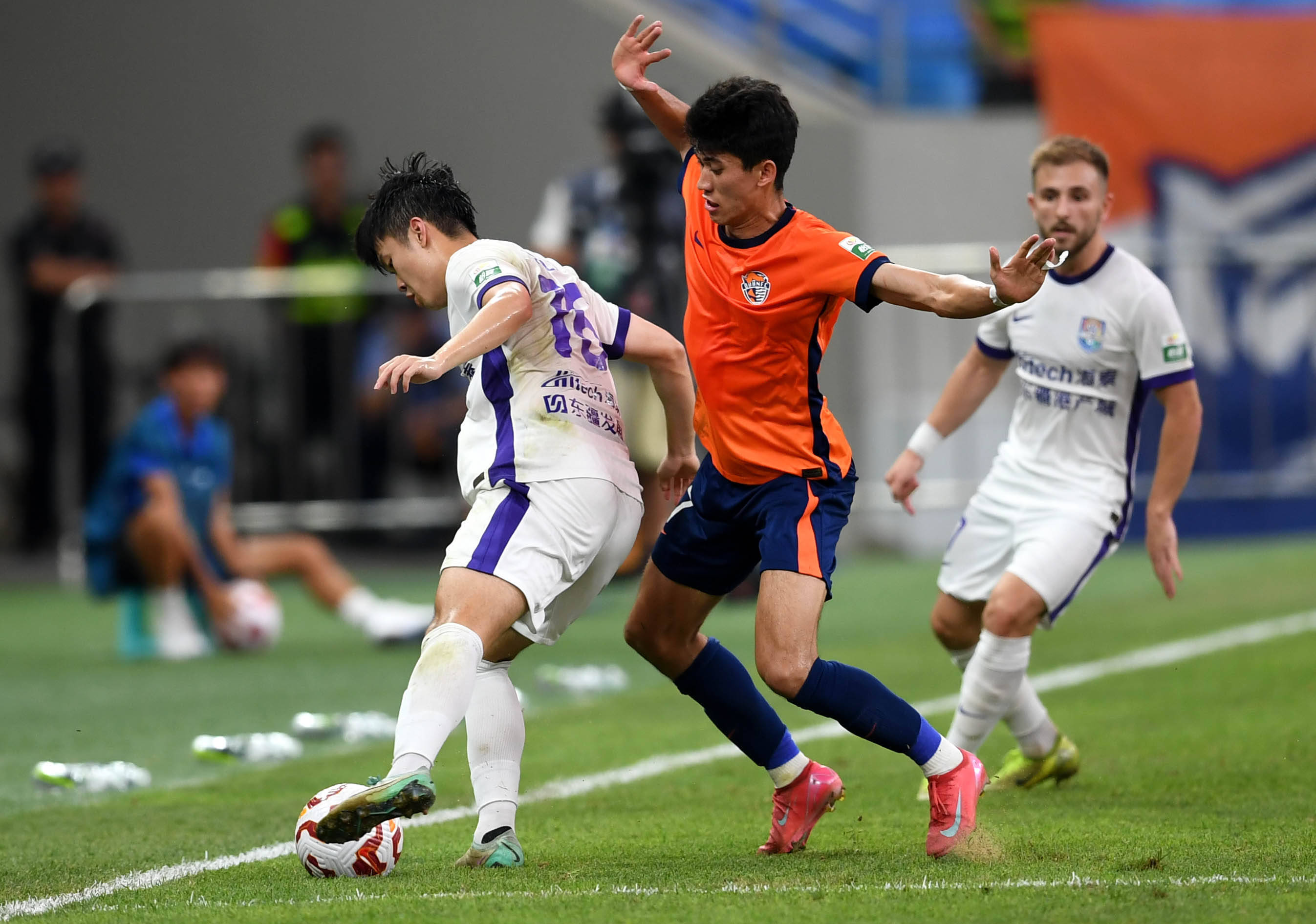 在此前类似 在此前类似