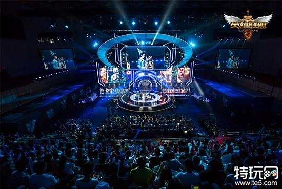 凭借出色的 凭借出色的