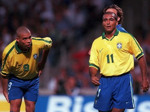 我们应该首 我们应该首