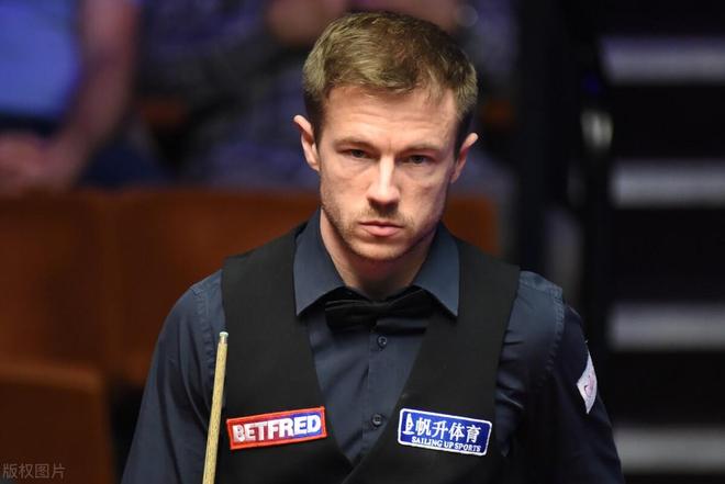 强势表现 强势表现