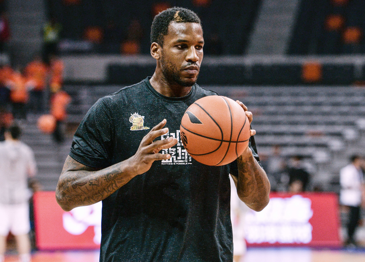 过激烈争吵 过激烈争吵